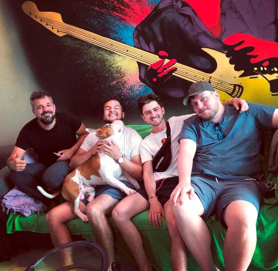 Pop Art Hostel เบลเกรด ภายนอก รูปภาพ