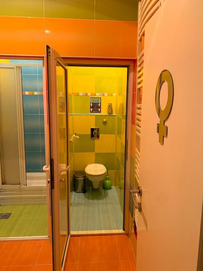 Pop Art Hostel เบลเกรด ภายนอก รูปภาพ