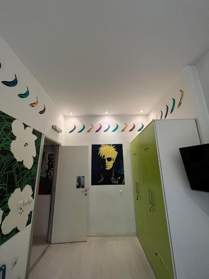 Pop Art Hostel เบลเกรด ภายนอก รูปภาพ