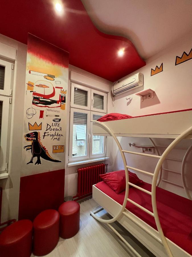 Pop Art Hostel เบลเกรด ภายนอก รูปภาพ