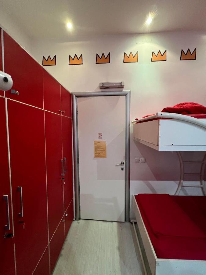 Pop Art Hostel เบลเกรด ภายนอก รูปภาพ