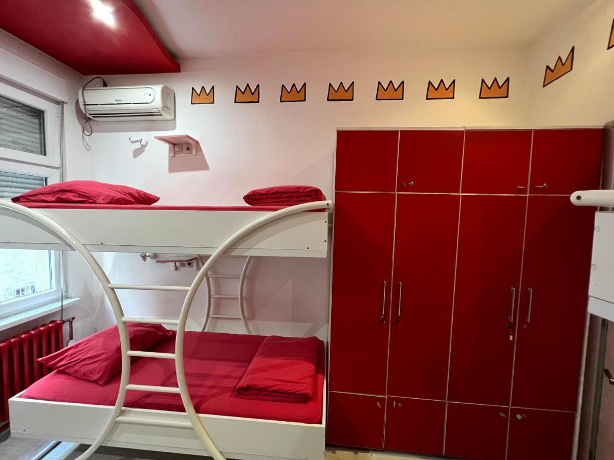 Pop Art Hostel เบลเกรด ภายนอก รูปภาพ